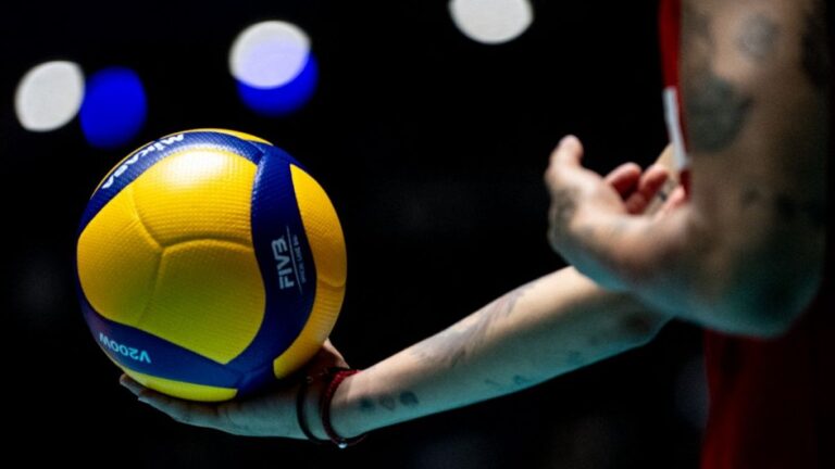 Eczacıbaşı kadın voleybol takımı, FIVB Dünya Şampiyonu oldu