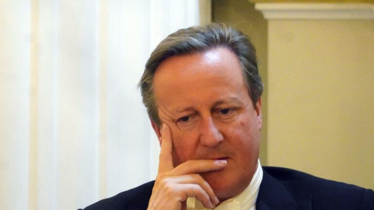 İngiltere Dışişleri Bakanı Cameron: İsrail’e silah satışının durdurulması Hamas’ı güçlendirir