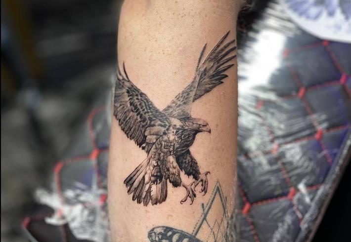 Kuşadası Dövme ile Kendinizi İfade Etmenin Kalıcı Yolu