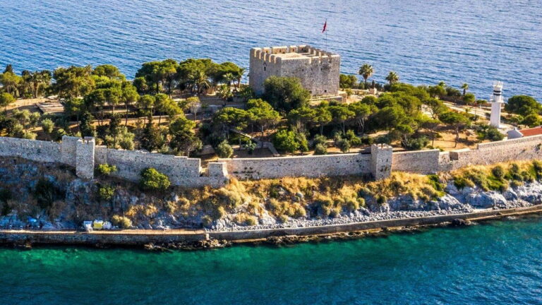 Kuşadası Deniz Ticaret Tarihi Müzesi ziyaretçi rekoru kırdı – Son Dakika Cumhuriyet’in Egesi Haberleri